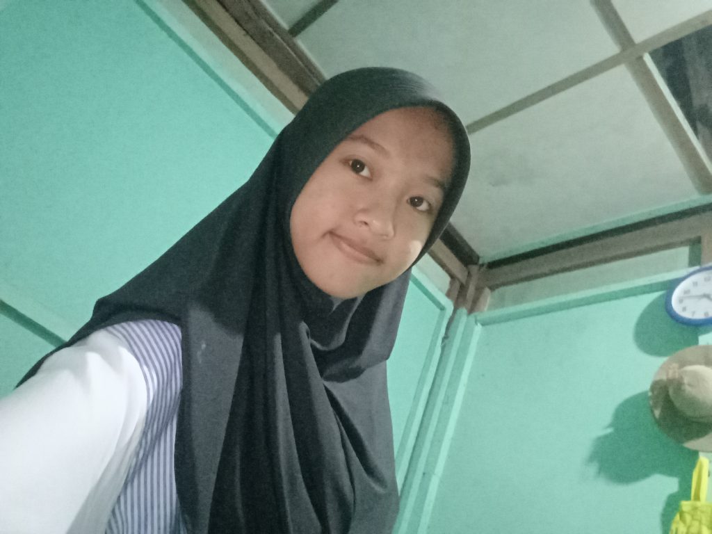 Tiga sahabat bintang