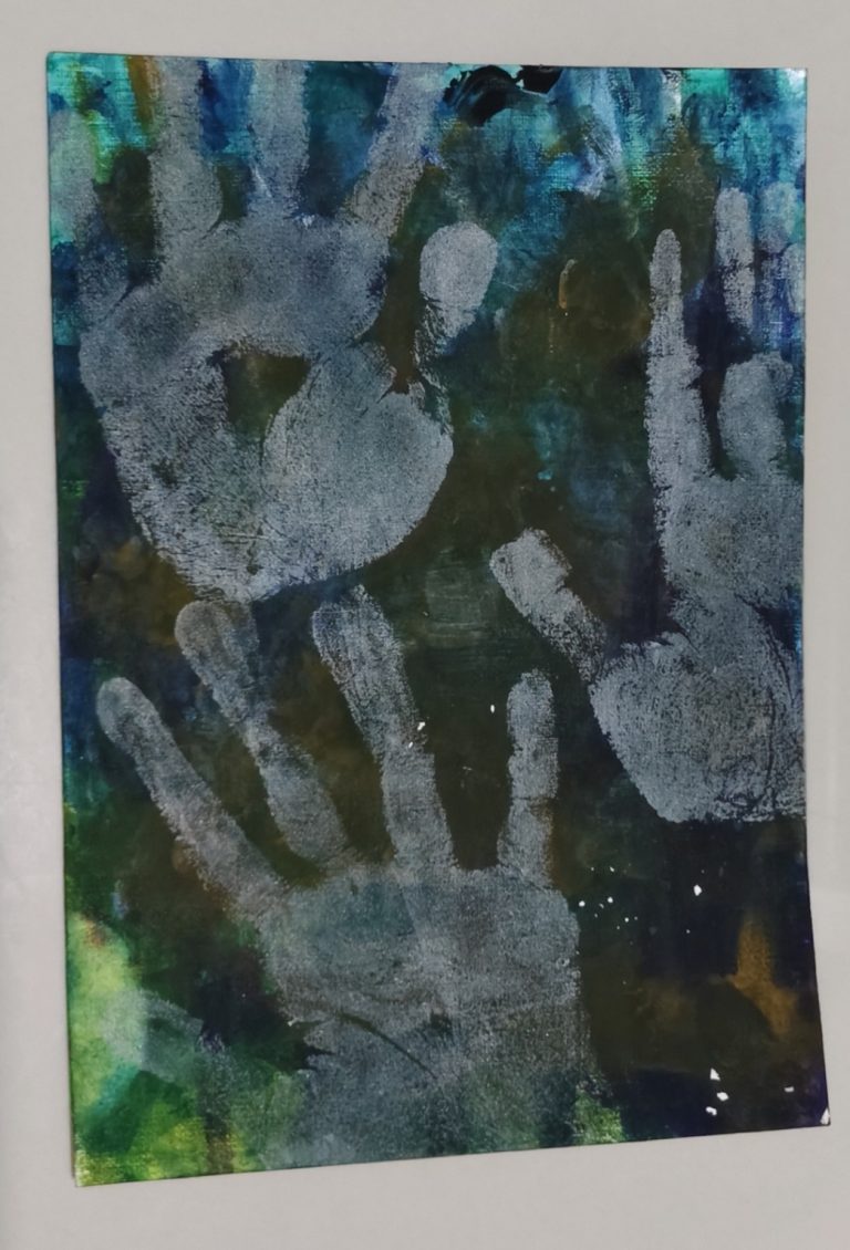 The secret behind the hand